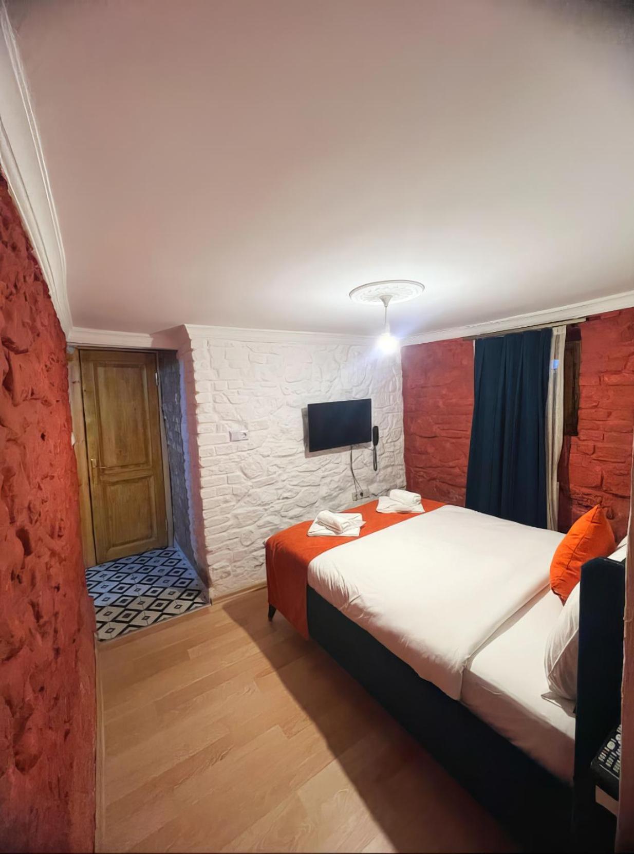 White Bolshoi Rooms Istanbul Exterior foto